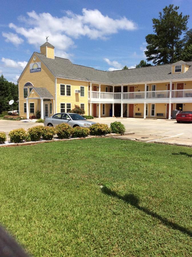 Days Inn By Wyndham Cornelia Exterior photo